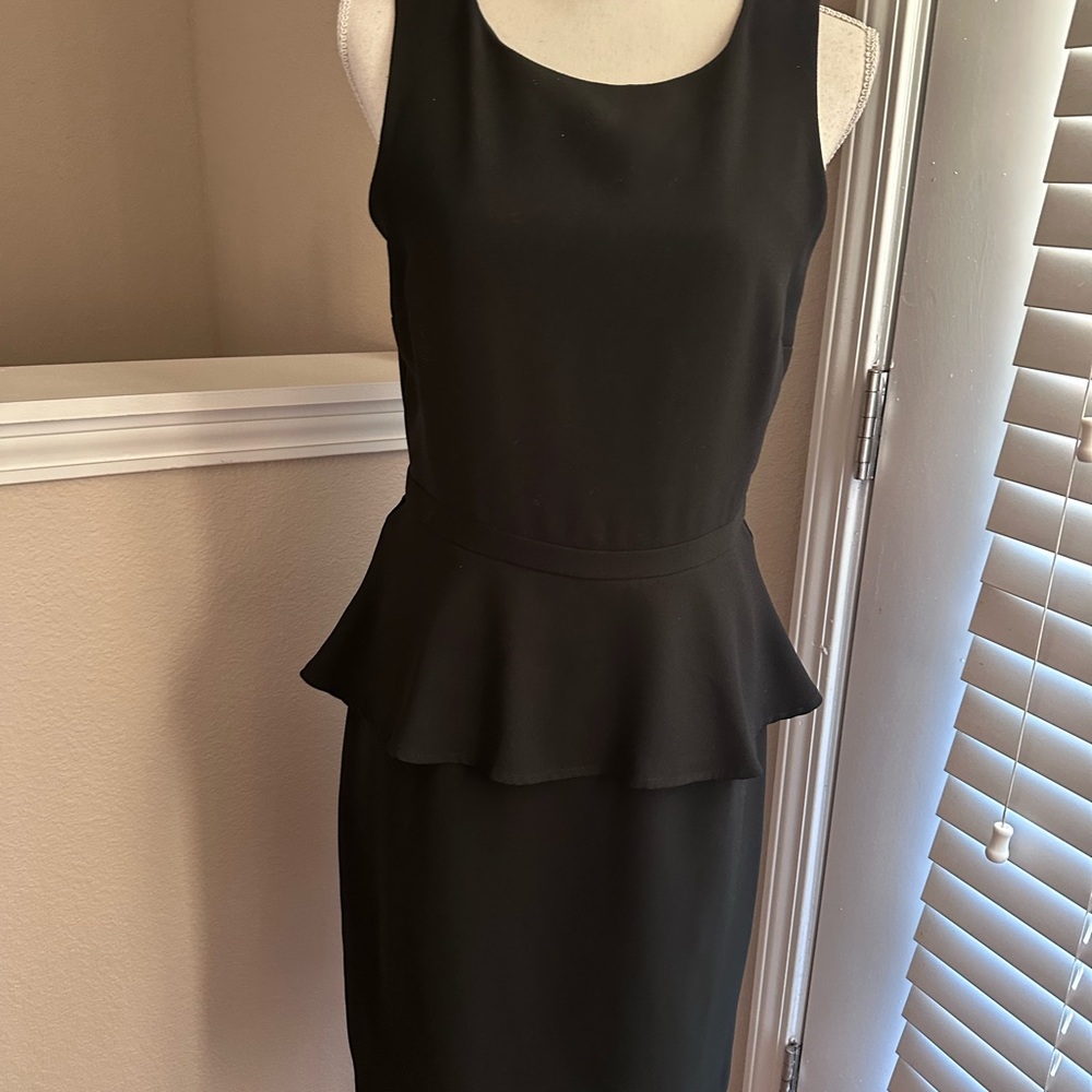 🎉Host Pick🎉 Banana Republic Black Peplum Dress